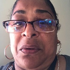 Meet your Posher, Danita